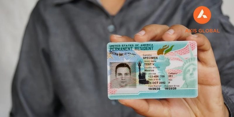 Thường tr&uacute; nh&acirc;n được hưởng nhiều quyền lợi l&acirc;u d&agrave;i
