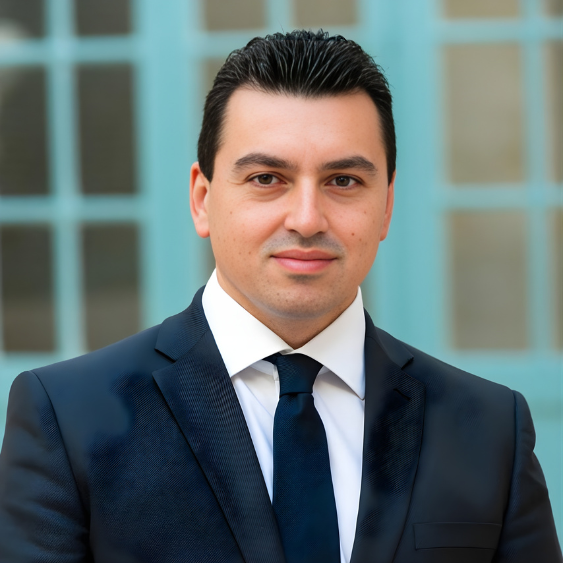 Dr. Aaron Farrugia
